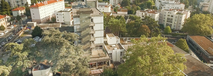 Hôpital gériatrique Dr Frédéric Dugoujon Façade de l'Hôpital gériatrique Dr Frédéric Dugoujon