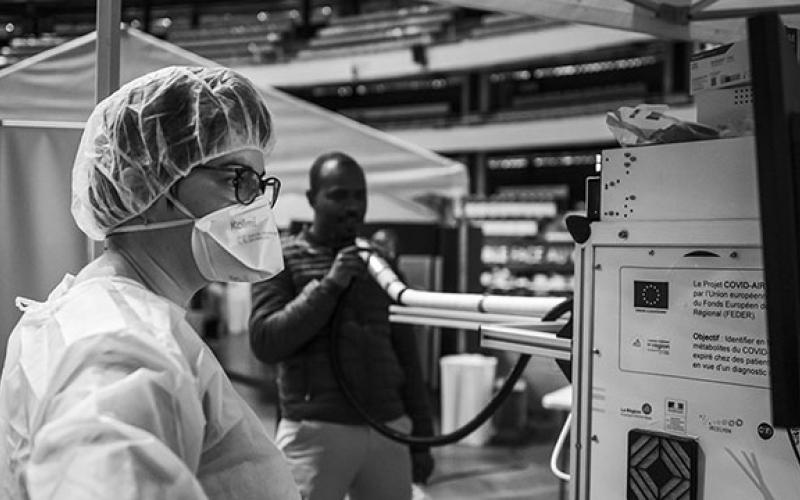 Etude COVIDAir : dépistage de la Covid-19 par le souffle © Nicola Vigilanti