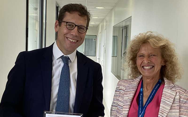 Professeur Catherine RIOUFOL et Professeur Cyrille CONFAVREUX