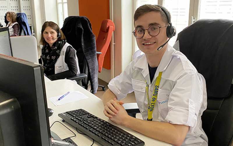 Devenir assistant de régulation médicale ARM