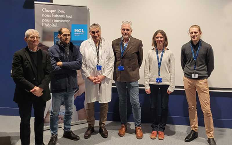 Pr Lionel Badet, Christophe (le patient), Pr Emmanuel Morelon, Pr Thierry Berney, Dr Fanny Buron et Dr Romain L'Huillier