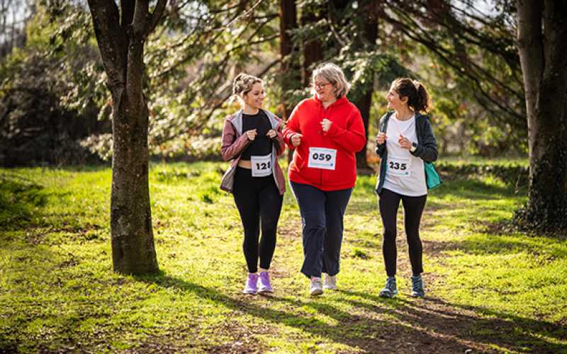 3 femmes qui courent