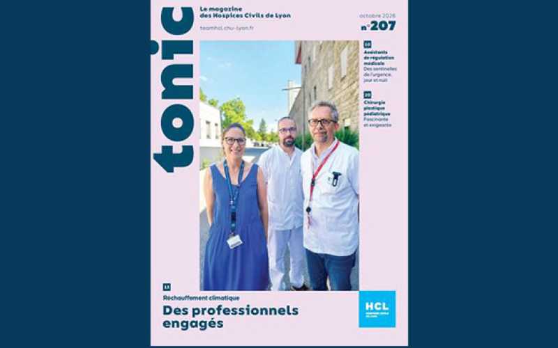 couverture du Tonic 207 avec 3 professionnels HCL avec bâtiment en fond 