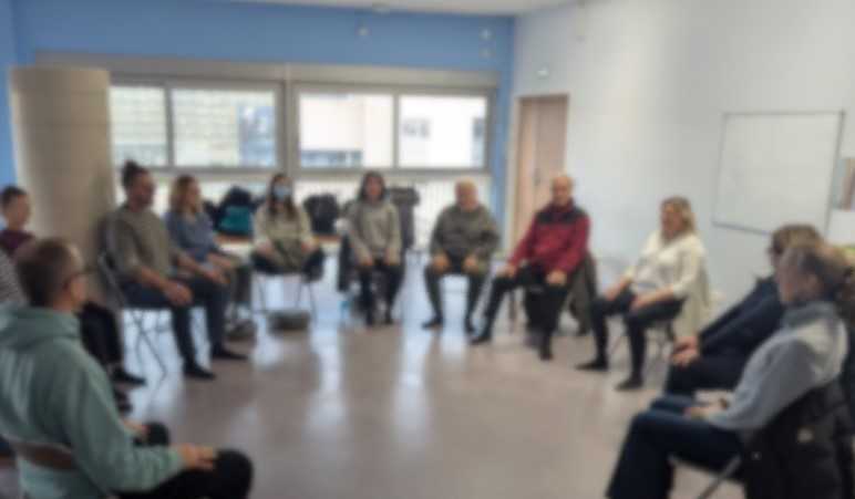 séance collective de méditation de pleine conscience à l'hôpital Lyon Sud