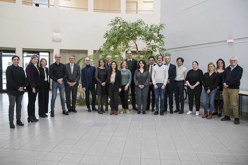 Mercredi 24 janvier 2024, l’Université Claude Bernard Lyon 1 (UCBL), les Hospices Civils de Lyon (HCL), l’Agence nationale de la recherche (ANR) et Sanofi ont officiellement lancé la chaire industrielle VIRESP