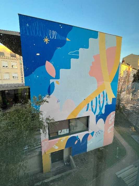 Fresque réalisée par Melle A à l'IHOPe