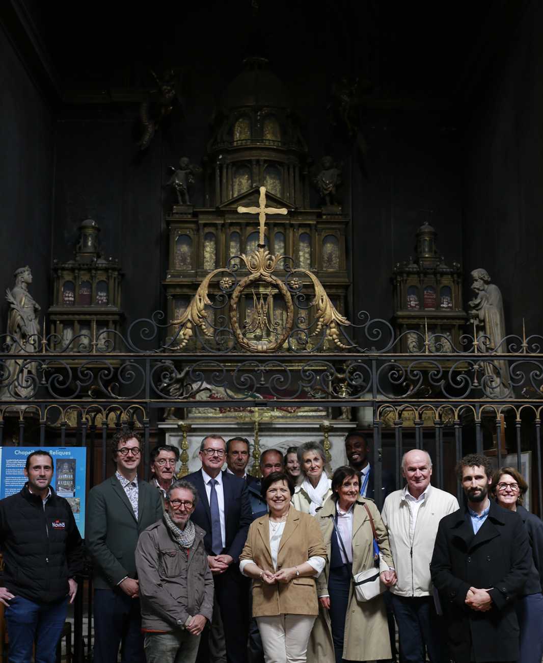 Photo des partenaires lors de l'inauguration du transept nord de la chapelle de l'hôtel dieu le 4 mai 2026