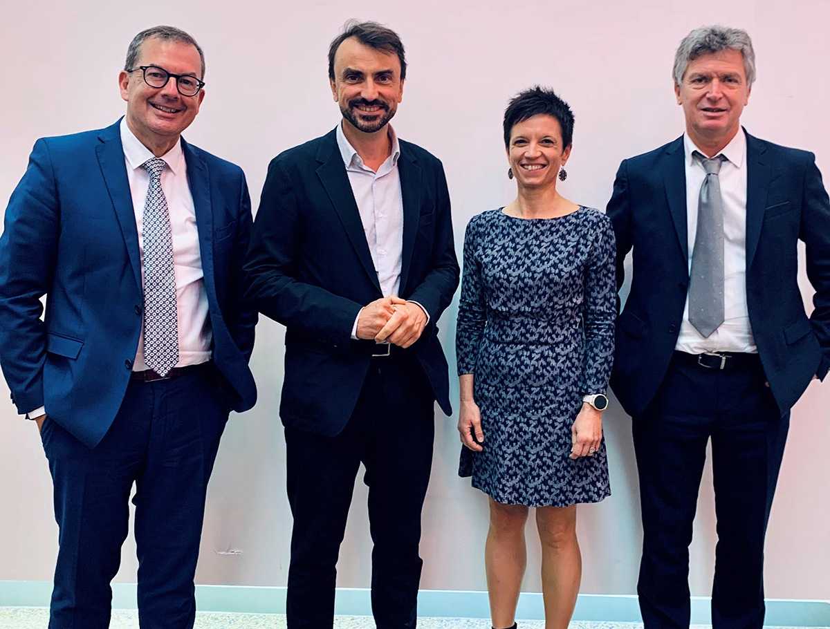 Raymond LE MOIGN (Directeur Général des HCL), Grégory DOUCET (Maire de Lyon), Virginie VALENTIN (Directrice Générale Adjointe des HCL) et Philippe PIN (Directeur des achats des HCL), ce vendredi 14 octobre, à l’issue du Conseil de surveillance des HCL qui a acté la mise en œuvre opérationnelle d’un plan de sobriété énergétique.