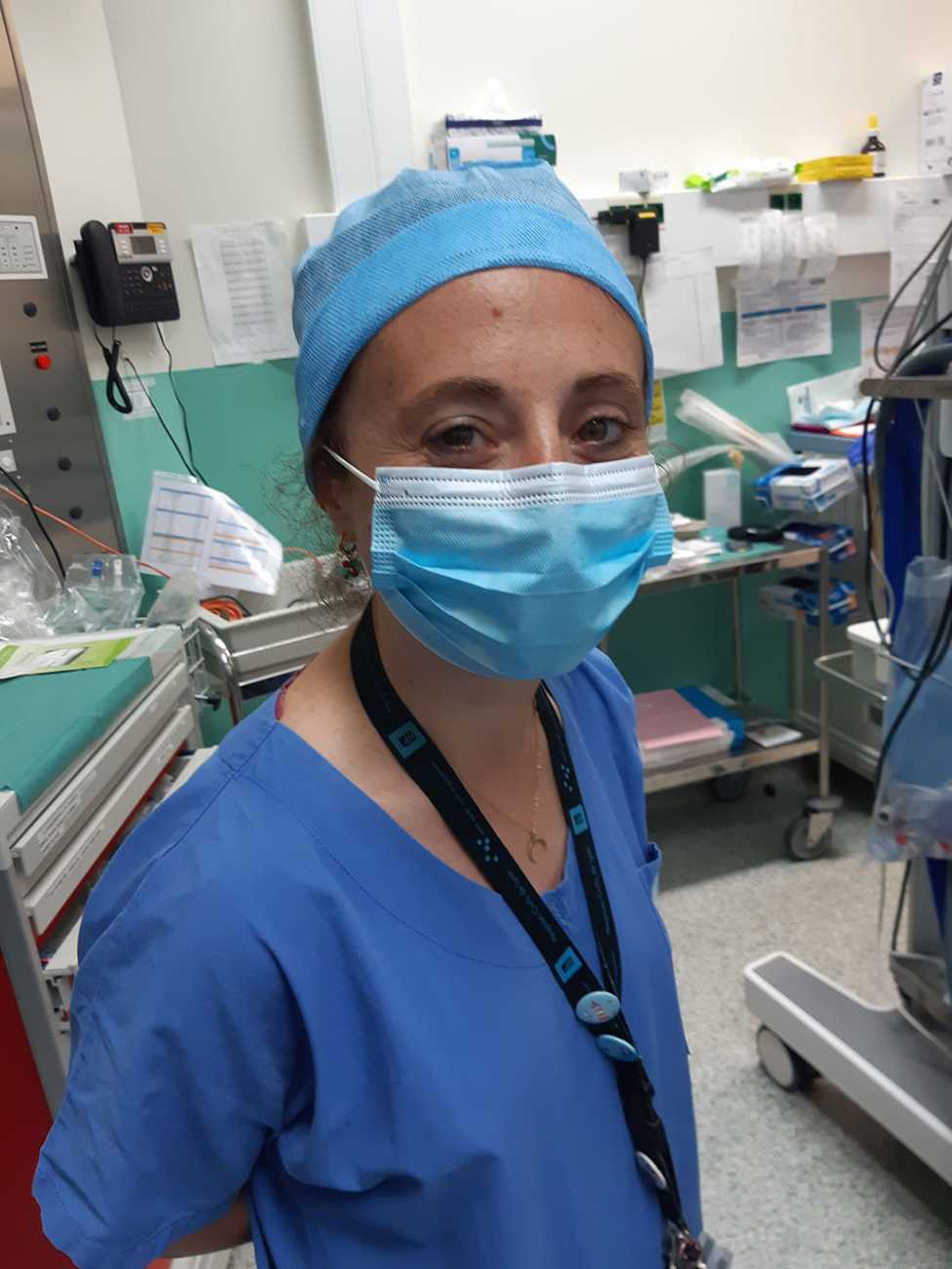 La Dr Noémie Laverdure, pédiatre cheffe de service adjointe d’hépatologie, gastroentérologie et nutrition pédiatrique de l’HFME, venue prendre des nouvelles de sa patiente est rassurée